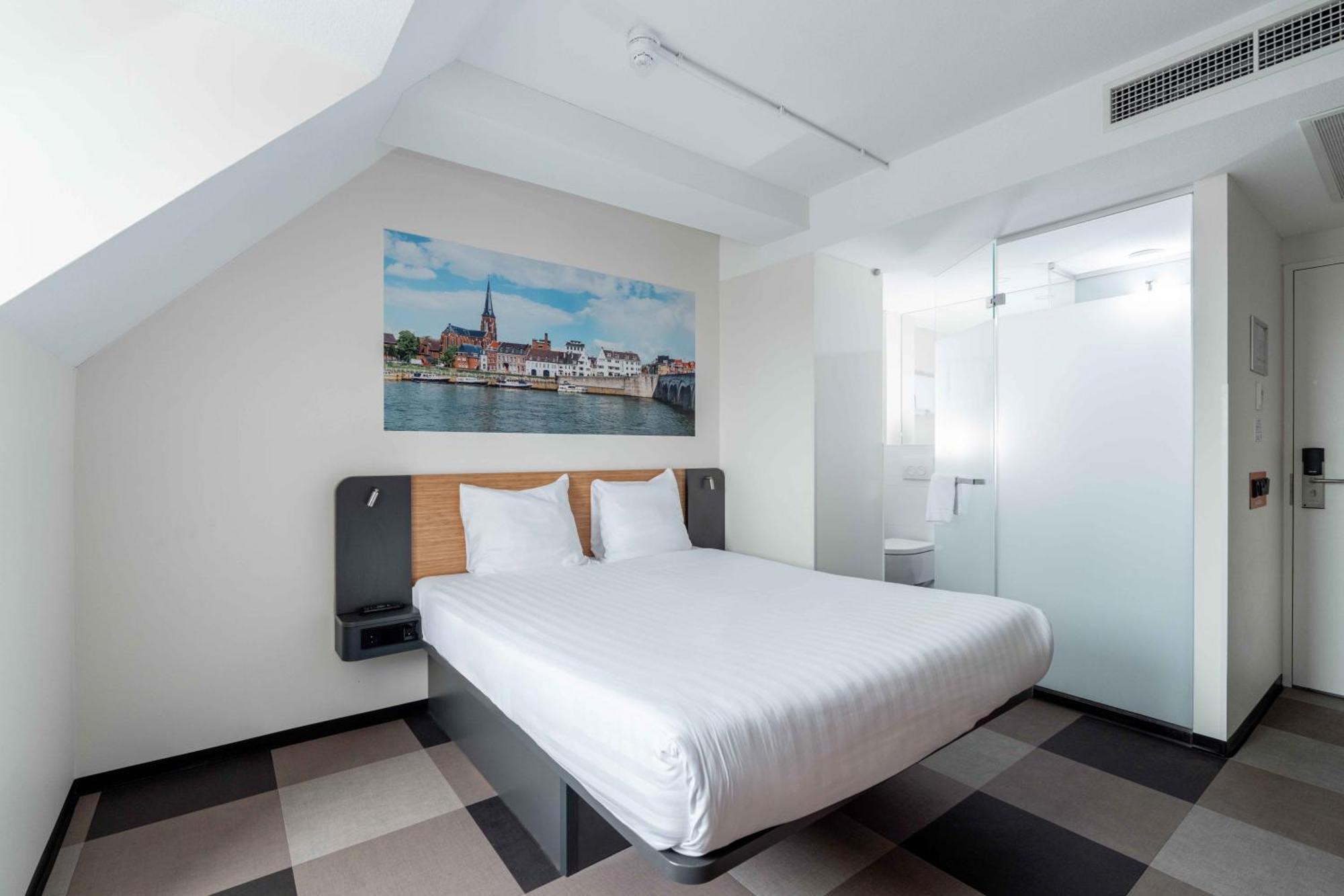 Easyhotel Maastricht City Centre Exterior foto