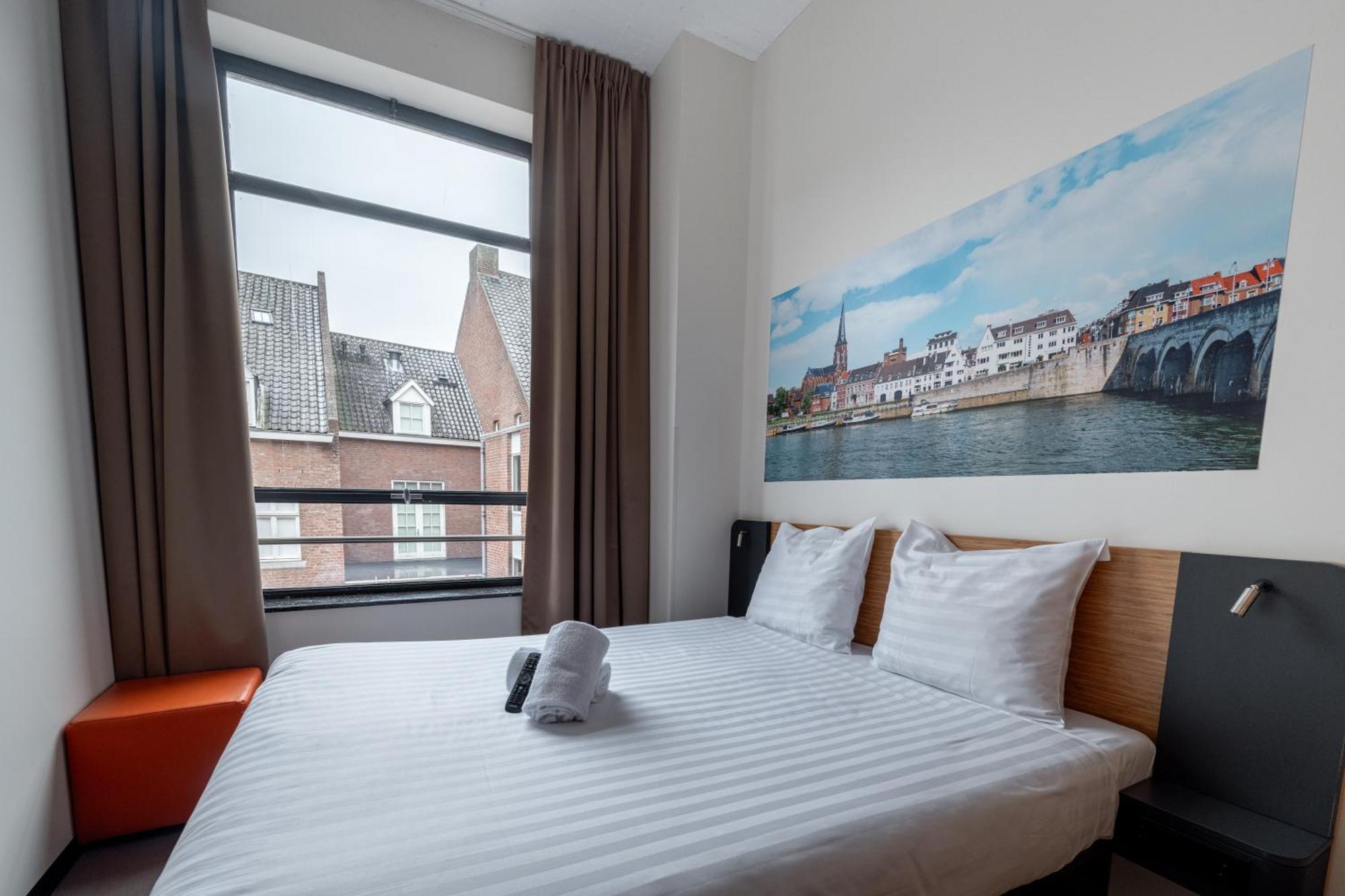 Easyhotel Maastricht City Centre Exterior foto