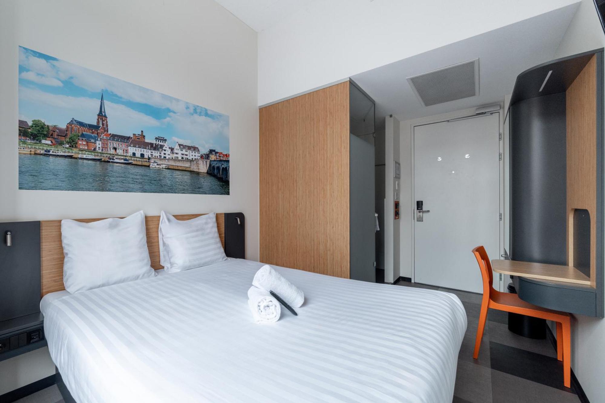 Easyhotel Maastricht City Centre Exterior foto