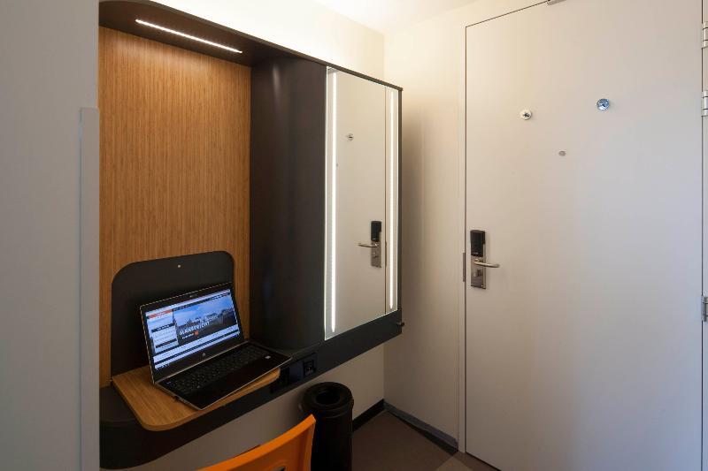 Easyhotel Maastricht City Centre Exterior foto